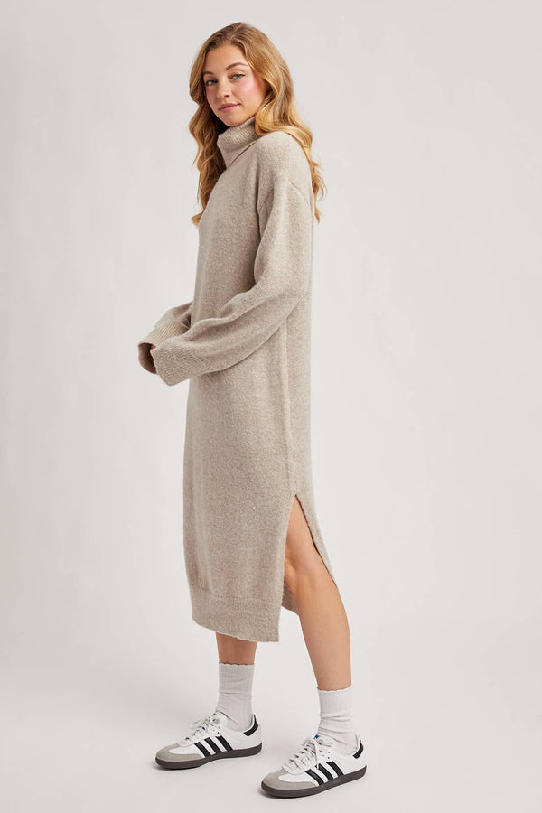 TURTLENECK SIDE SLIT KNIT SWEATER MIDI DRESS